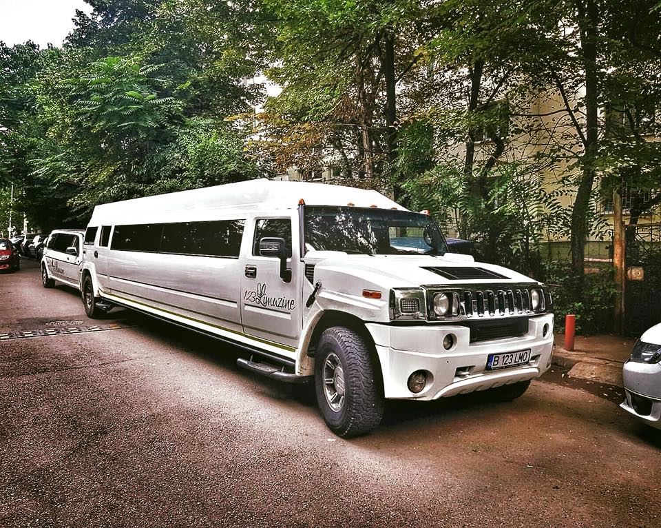Limuzina hummer de inchiriat